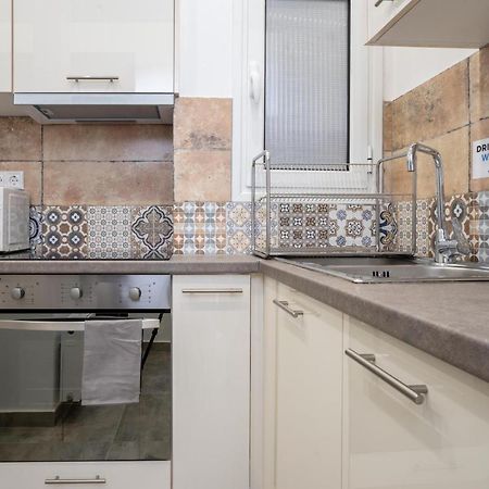 Black Pearl Apt In Koukaki Афины Экстерьер фото