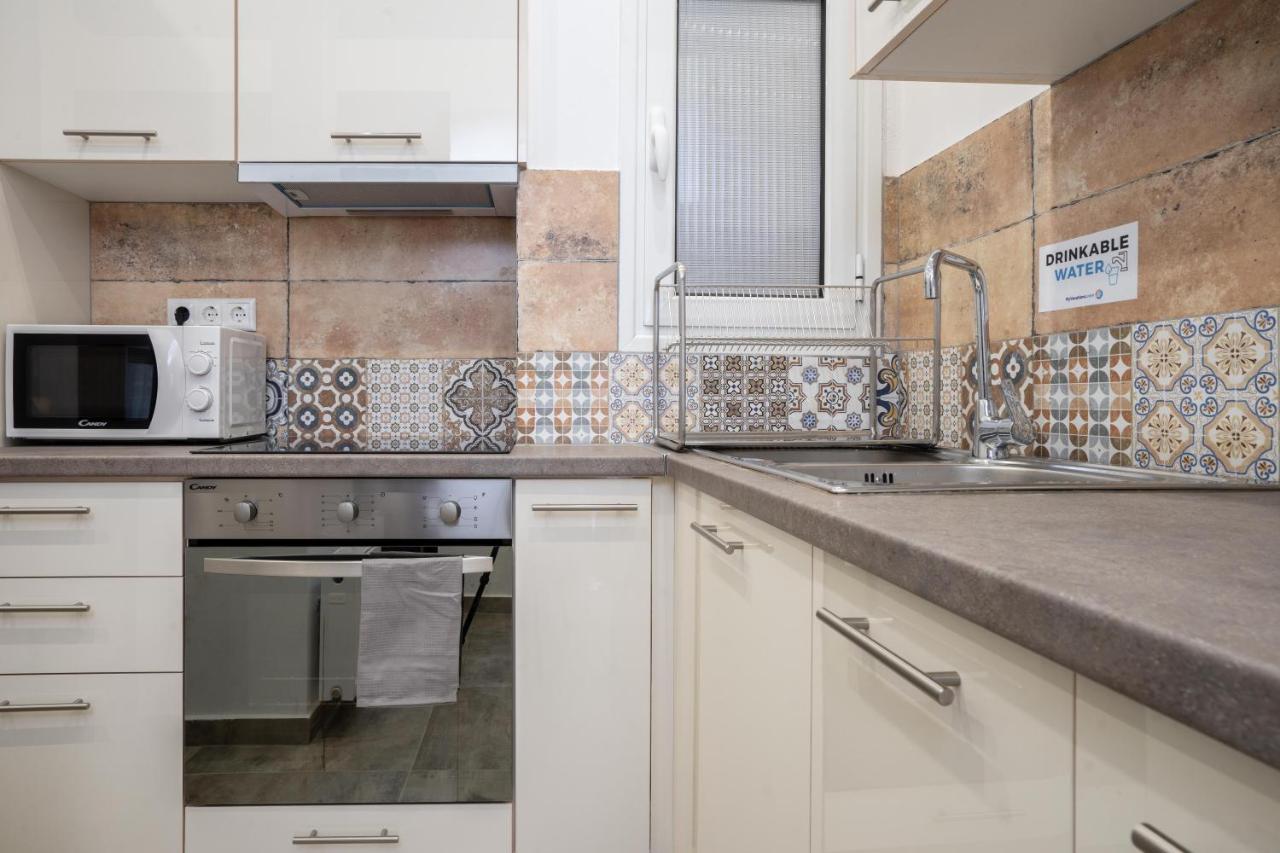 Black Pearl Apt In Koukaki Афины Экстерьер фото