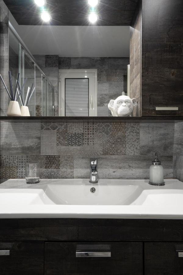 Black Pearl Apt In Koukaki Афины Экстерьер фото